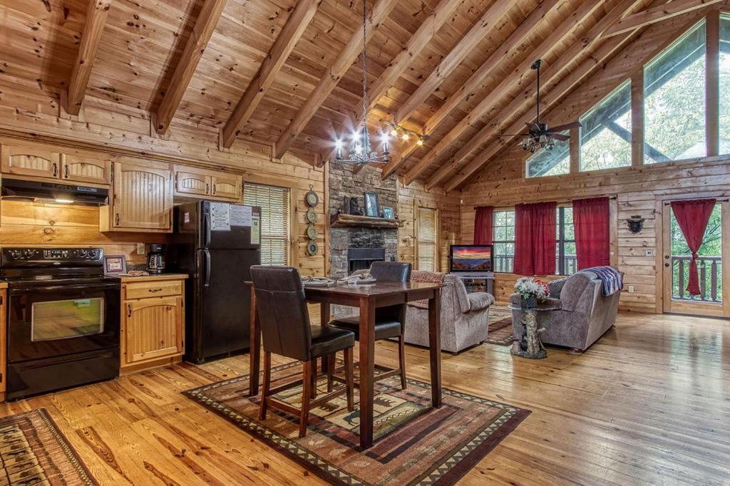 Villa Always Kiss Me Goodnight Pigeon Forge Exterior foto